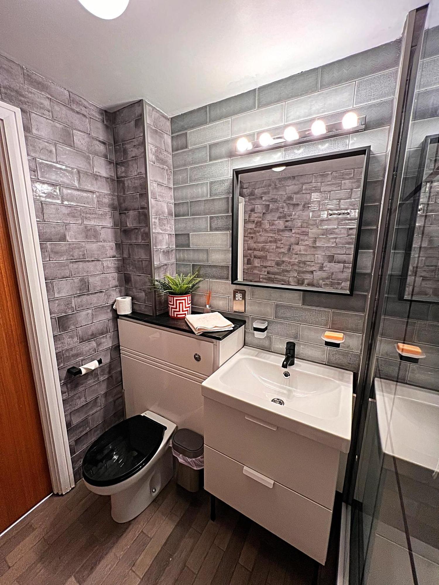 Appartement Latitude à Birmingham Extérieur photo